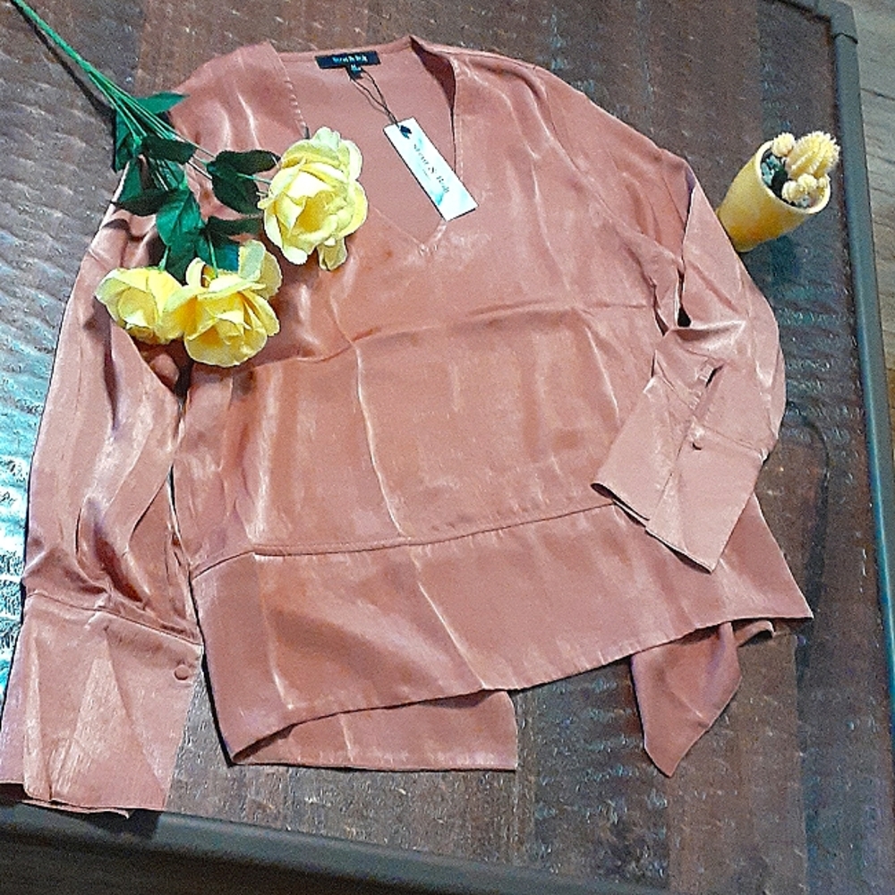 Oversized Cuff Sleeve High Low,Blush Blouse,S/M